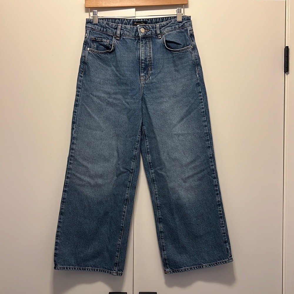 Wide leg cropped jeans